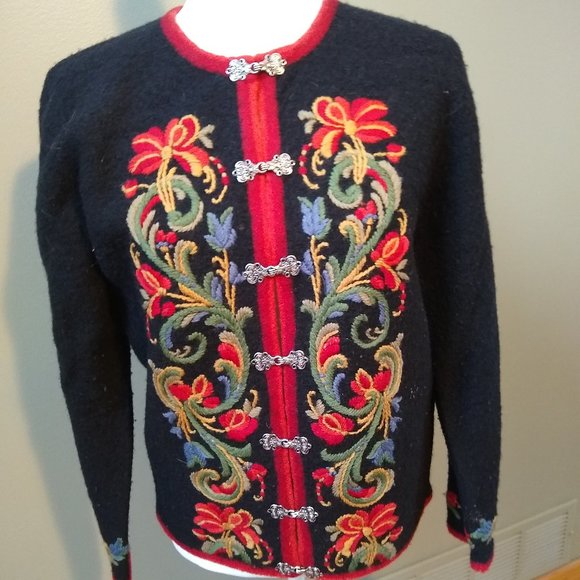 Vrikke Sweaters - Sweater